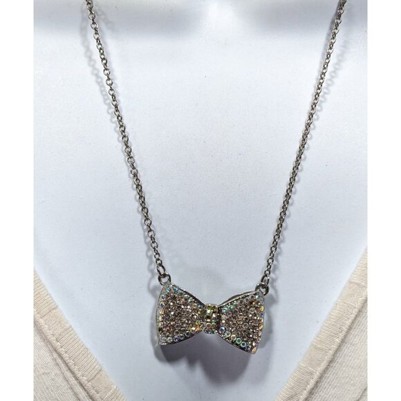 Coquette Glam Aurora Borealis Rhinestone Bow Necklace - Picture 6 of 10